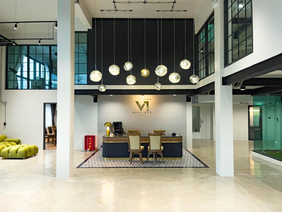 V1 Boutique Hotel カンチャナブリ エクステリア 写真
